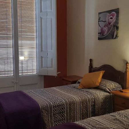 Piso Romantico Y Espacioso Tremp Eksteriør billede
