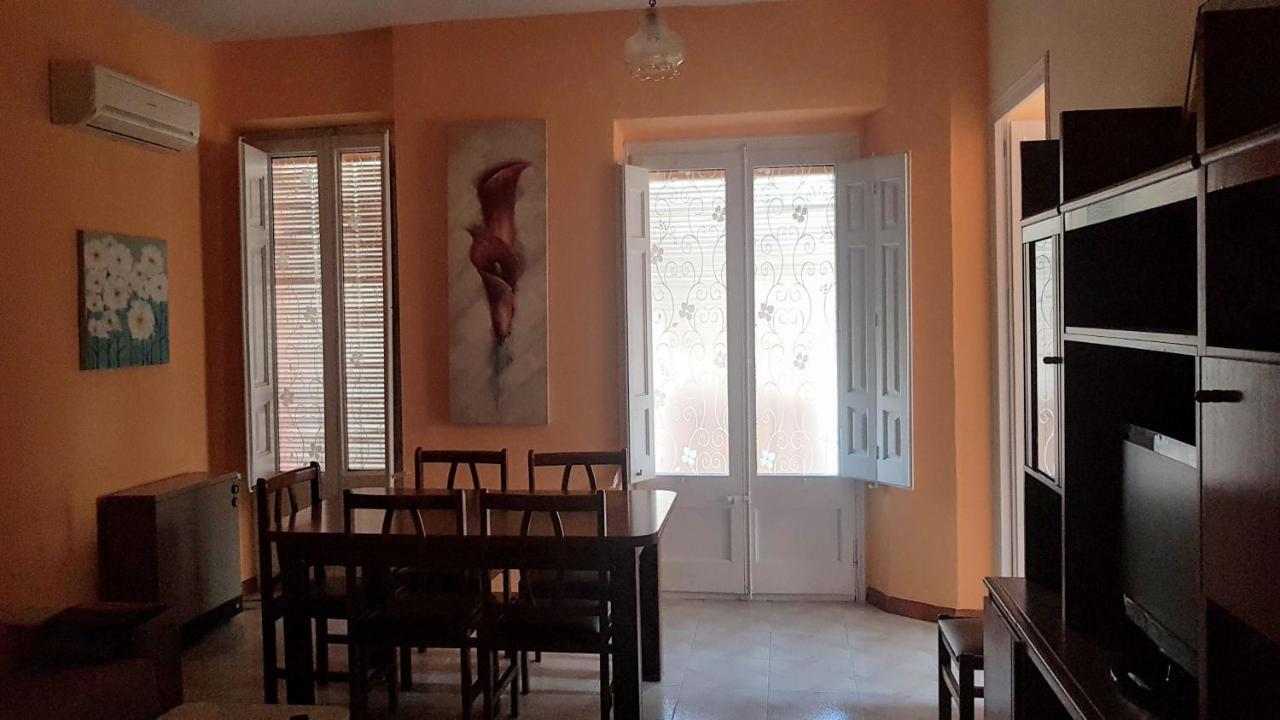 Piso Romantico Y Espacioso Tremp Eksteriør billede